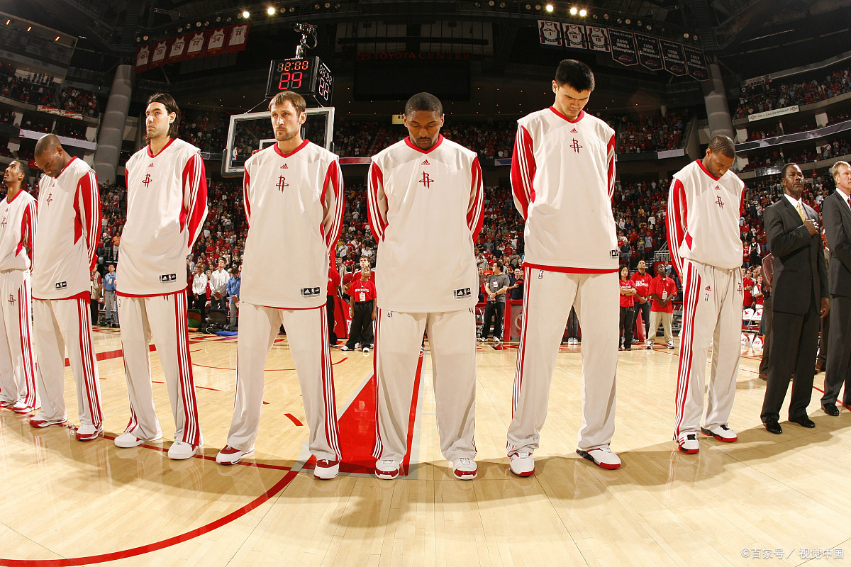 火箭队员历届队员名单，从大梦到申京，那些红白战袍下的身影